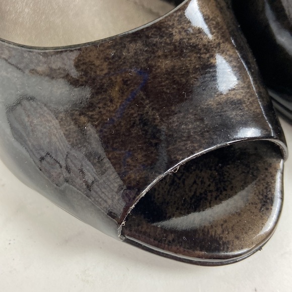 Alex Marie Cashmere Pansy Grey Patent Leather Stiletto Peep Toe Heel Pumps - Picture 14 of 16